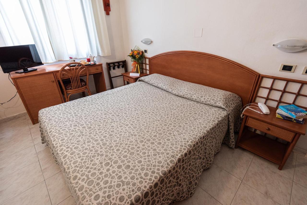 Hotel Il Delfino San Vincenzo